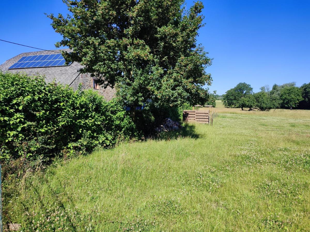 Le Champs Des Lievres Apartment Beaumont Exterior photo