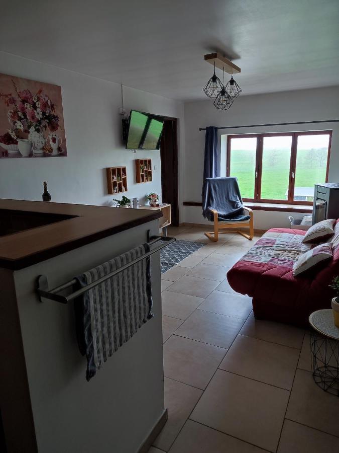 Le Champs Des Lievres Apartment Beaumont Exterior photo
