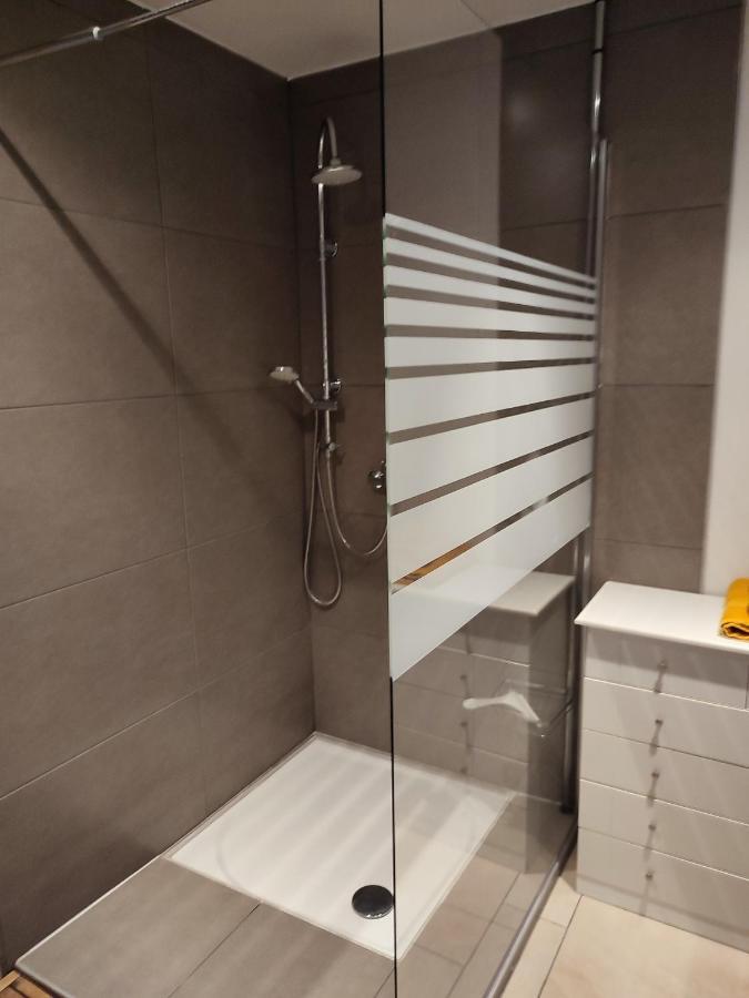 Le Champs Des Lievres Apartment Beaumont Exterior photo
